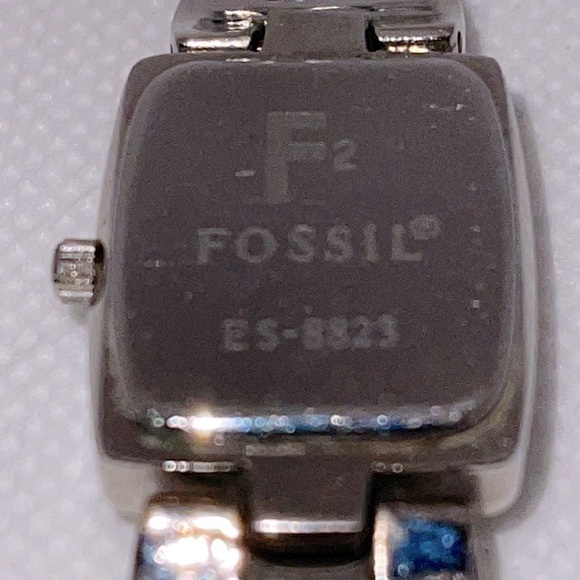 Fossil F2 ES-8823 Stainless Steel Black Dial Ladies Quartz Watch - EUC - Picture 8 of 10